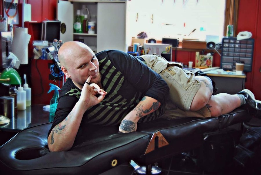 Seamus in the studio at Fat Bastard Tattoo, Parksville BC
